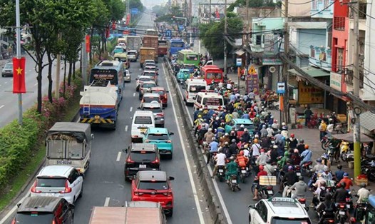 Quốc lộ 22 sẽ được mở rộng lên 60 m, 10 làn xe. Ảnh: Minh Quân