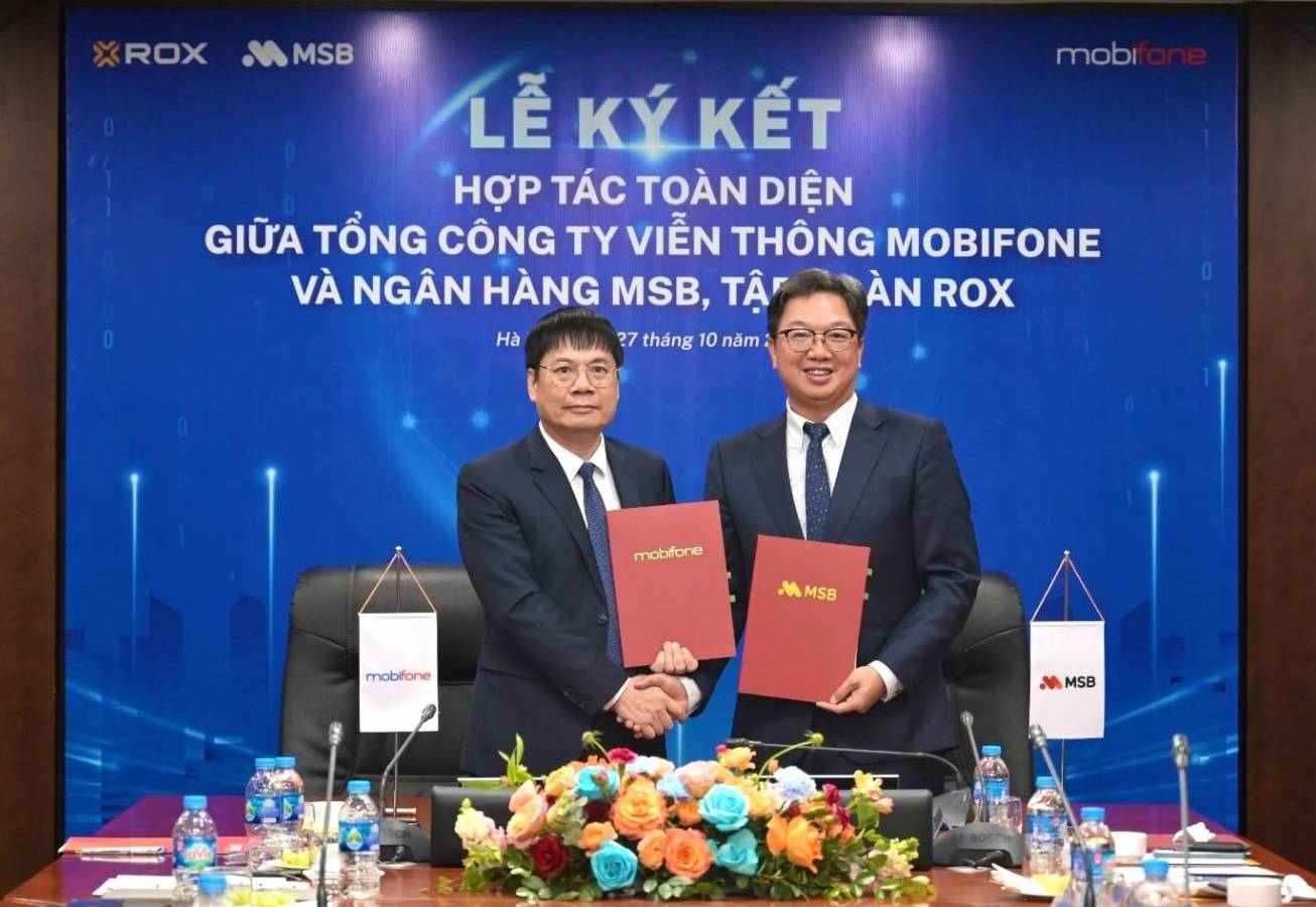 MobiFone va Ngan hang MSB chinh thuc ky ket Bien ban ghi nho hop tac toan dien. Anh: MobiFone