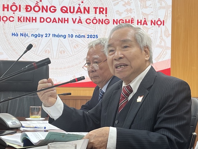 Cac uy vien HDQT cua HUBT ung ho viec som thanh lap HDT, on dong quan tri nhung phan doi hoat dong cua Hoi Khoa hoc Kinh te Viet Nam. Do do, ho dong loat kien nghi Bo GDDT, cac co quan chuc nang, khong cong nhan tinh hop phap cua Hoi nghi do Hoi khoa hoc Kinh te to chuc.