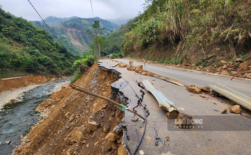The Cao Bang Department of Construction is implementing a series of road repair packages at the end of the year. Photo: PV Group