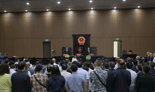 Toàn cảnh phiên tòa xét xử vụ đánh bạc, tổ chức đánh bạc nghìn tỉ đồng. Ảnh: Quang Việt