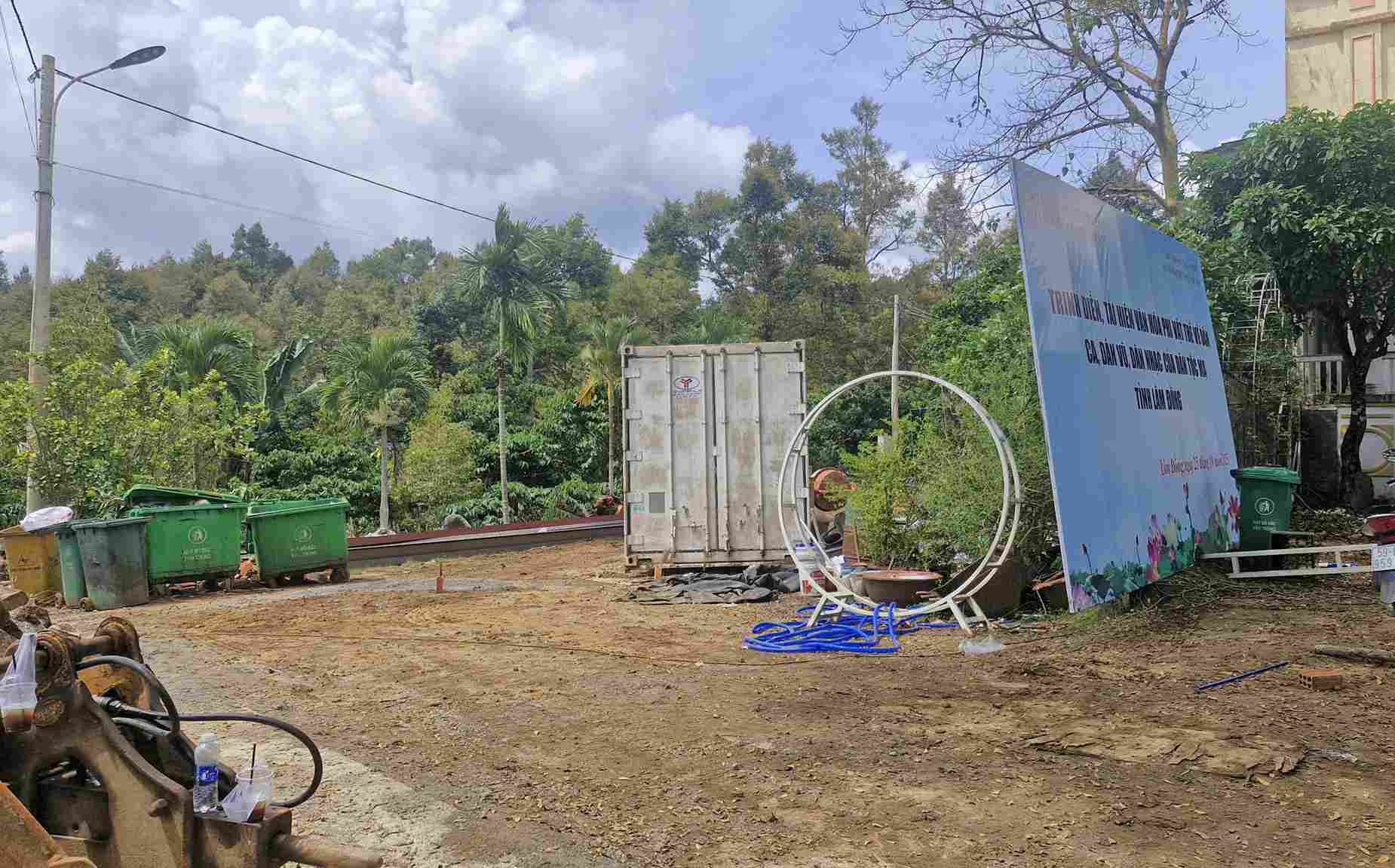 람동에서 크레인 운전사가 사망한 노동 사고 현장. 사진: Phuc Khanh