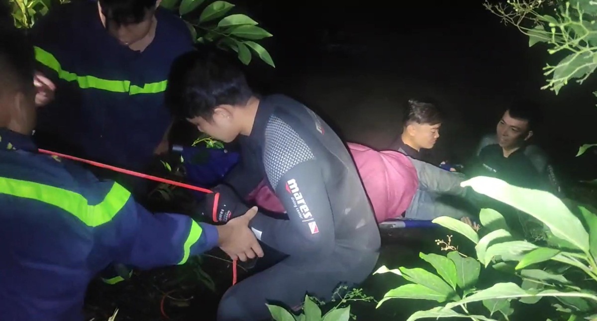 救出の場面。写真: ハイフォン市警察