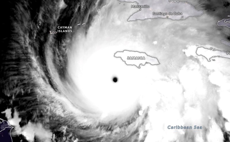 The strongest super typhoon Melissa of 2025 brought huge clouds to bring heavy rain. Photo: NOAA