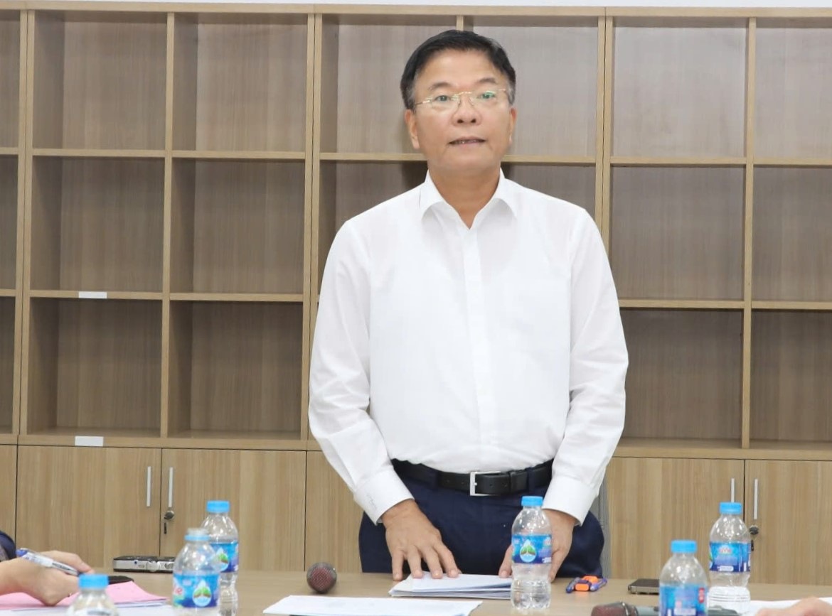 Pho Thu tuong Le Thanh Long phat bieu ket luan tai buoi lam viec. Anh: Nguyen Truong