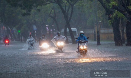 Dự báo 5 tỉnh mưa to dồn dập từ nay đến hết tháng 10, cảnh báo thời tiết nguy hiểm. Ảnh: Nguyễn Luân