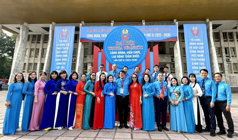 Doan can bo cong doan, CNVCLD TPHCM tham du Dai hoi thi dua yeu nuoc  CNVCLD toan quoc lan thu XI (2025 -2030). Anh: Duc Long