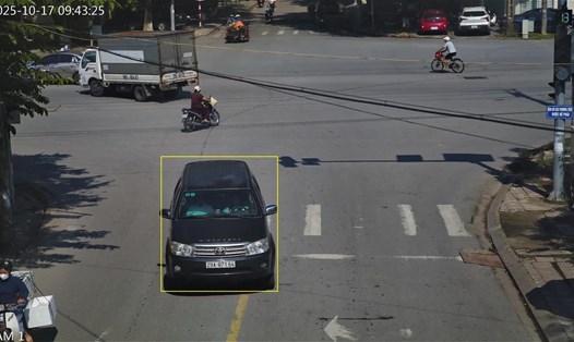 Chủ xe bị phạt nguội lỗi đè vạch. Ảnh: Công an tỉnh Bắc Ninh