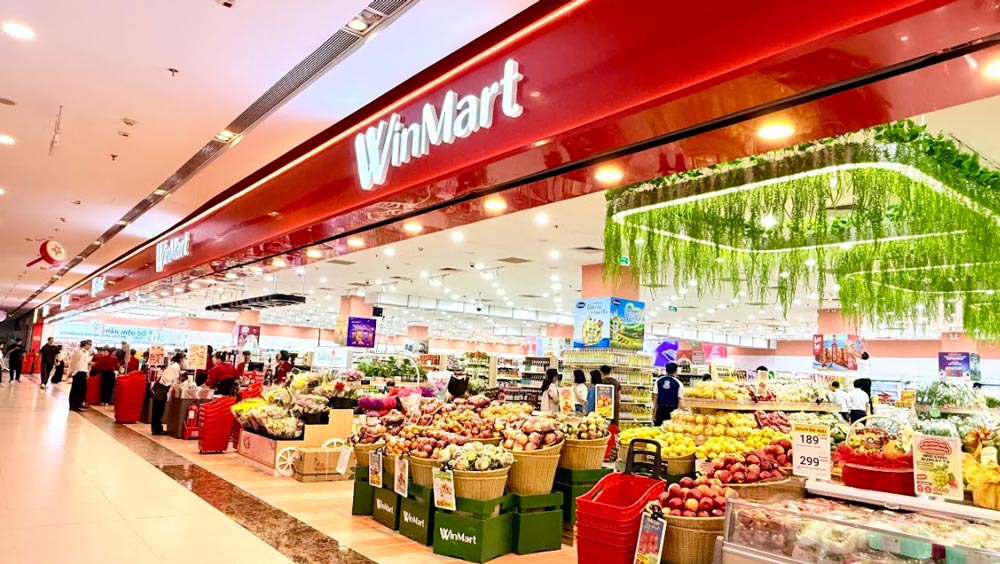 Diverse fresh food, displayed in eye-catching places at Winmart supermarket of Masan Group. Photo: Hong Van