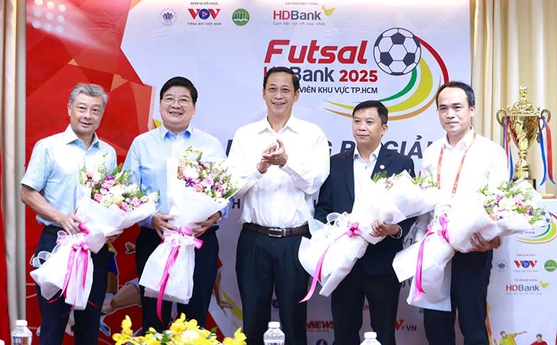 Announcement of the HDBank Ho Chi Minh City Student Futsal Tournament 2025. Photo: Thanh Vu