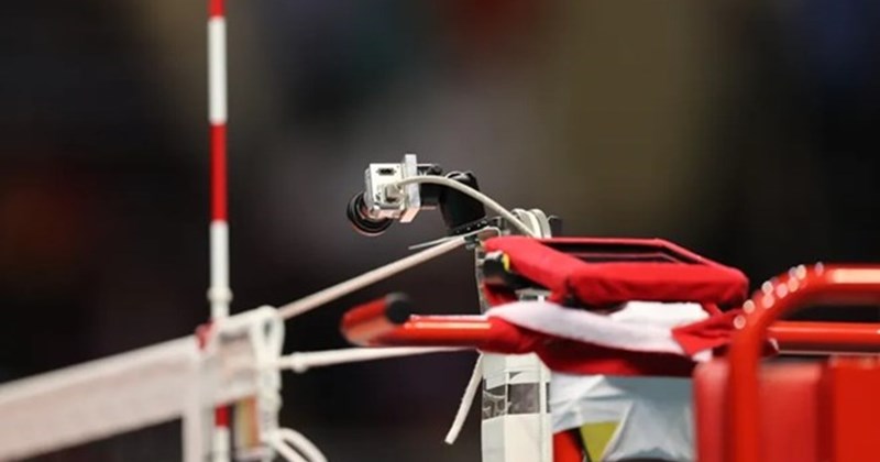 La camara de Video Challenge Eyes estara disponible en el estadio provincial de Ha Tinh desde las semifinales de la ronda final del Campeonato de Voleibol de Primera Division. Foto: VFV