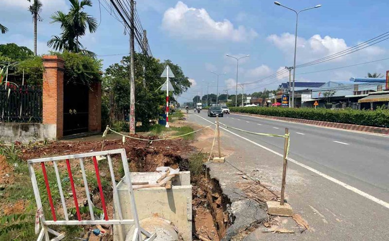 Ho Chi Minh City is speeding up site clearance to implement 2 projects on DT 744. Photo: Dinh Trong