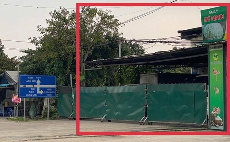 Sede de la empresa que proporciona comidas de refugio. Foto: Reportero