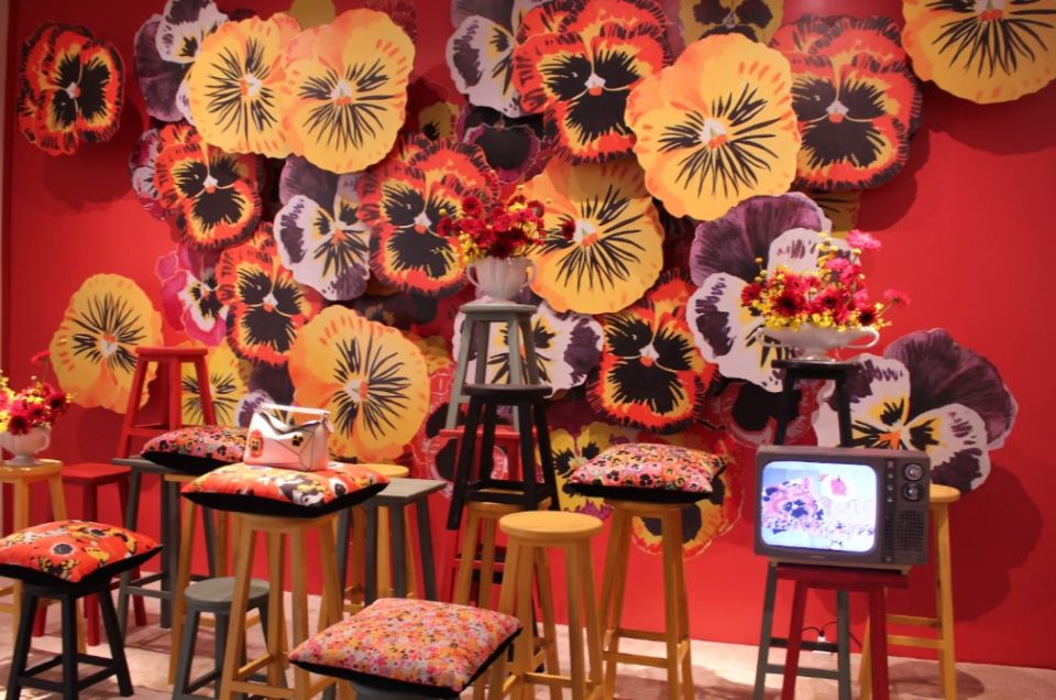 Khong gian nghe thuat sap dat cua thuong hieu thoi trang Loewe. Anh: Nguyen Oanh 