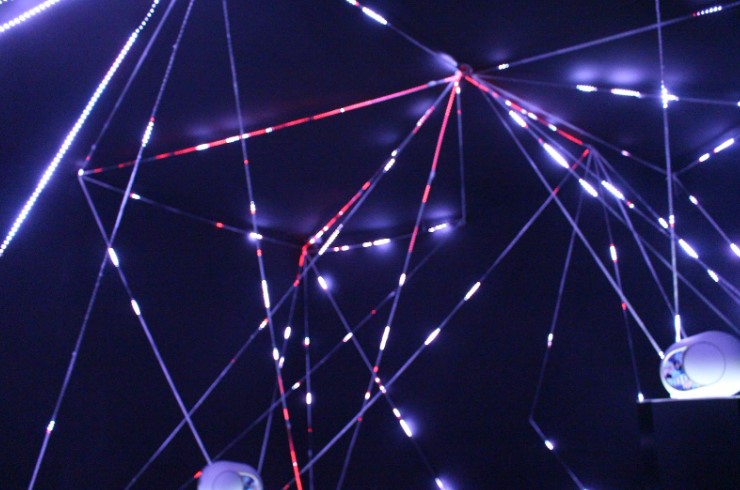 He thong loa Devialet Phantom Ultimate ket hop cung lop son mai cua Hanoia. Anh: Nguyen Oanh 