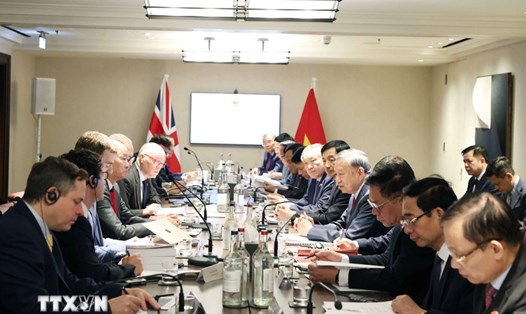 Tổng Bí thư Tô Lâm nhấn mạnh, Việt Nam sẵn sàng đón nhận và thử nghiệm các ý tưởng tiên phong trong cuộc tọa đàm ngày 28.10. Ảnh: TTXVN