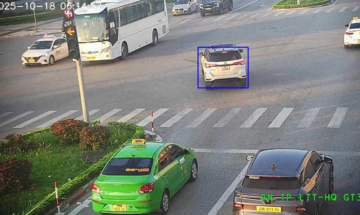 Một xe bị phạt nguội (biển khoanh màu xanh) tại Bắc Ninh. Ảnh: Phòng CSGT Công an tỉnh Bắc Ninh