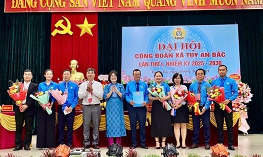 Công đoàn xã Tuy An Bắc (tỉnh Đắk Lắk) ra mắt ban chấp hành nhiệm kỳ mới. Ảnh: Công đoàn Đắk Lắk