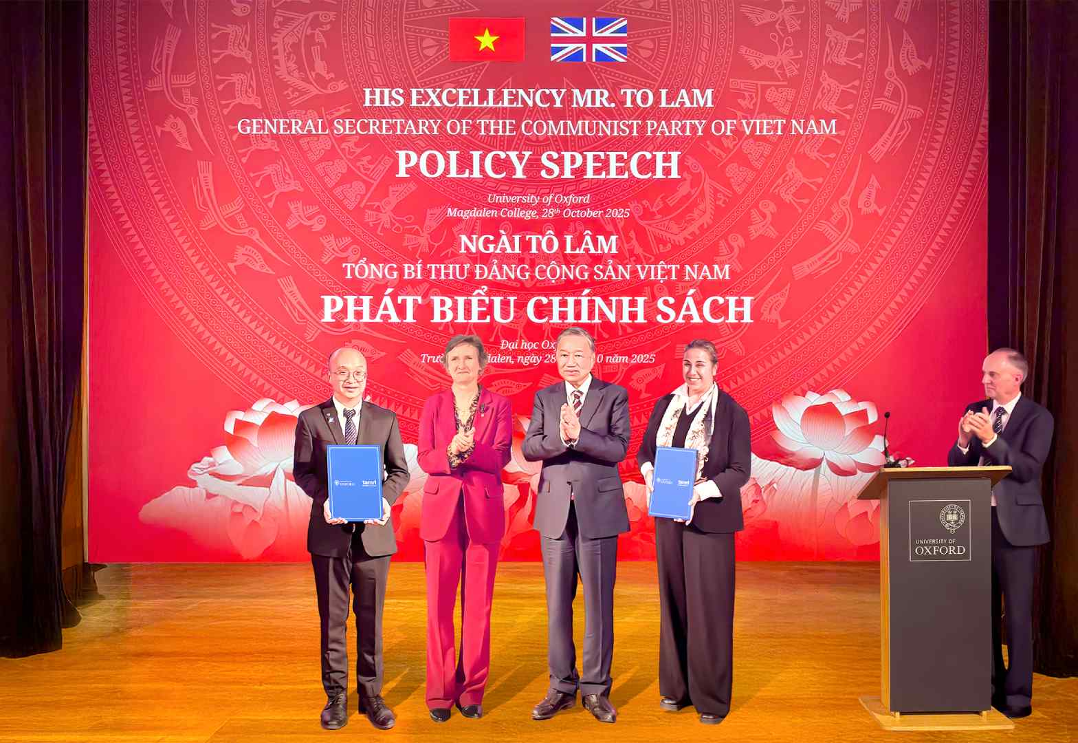 Vien Nghien cuu Tam Anh, He thong BVDK Tam Anh, Dai hoc Oxford cung ky Hop tac trien khai trao doi dao tao, nghien cuu va doi moi y te, truoc su chung kien cua Tong Bi thu To Lam va GS Irene Tracey - Pho hieu truong Dai hoc Oxford. Anh: Vien Nghien cuu Tam Anh 