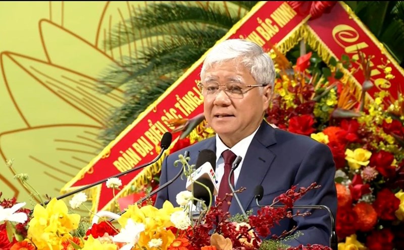 Member of the Politburo, Secretary of the Party Central Committee, Secretary of the Party Committee of the Vietnam Fatherland Front, Central organizations, Chairman of the Central Committee of the Vietnam Fatherland Front Do Van Chien gave a speech at the Congress. Photo: Tran Tuan