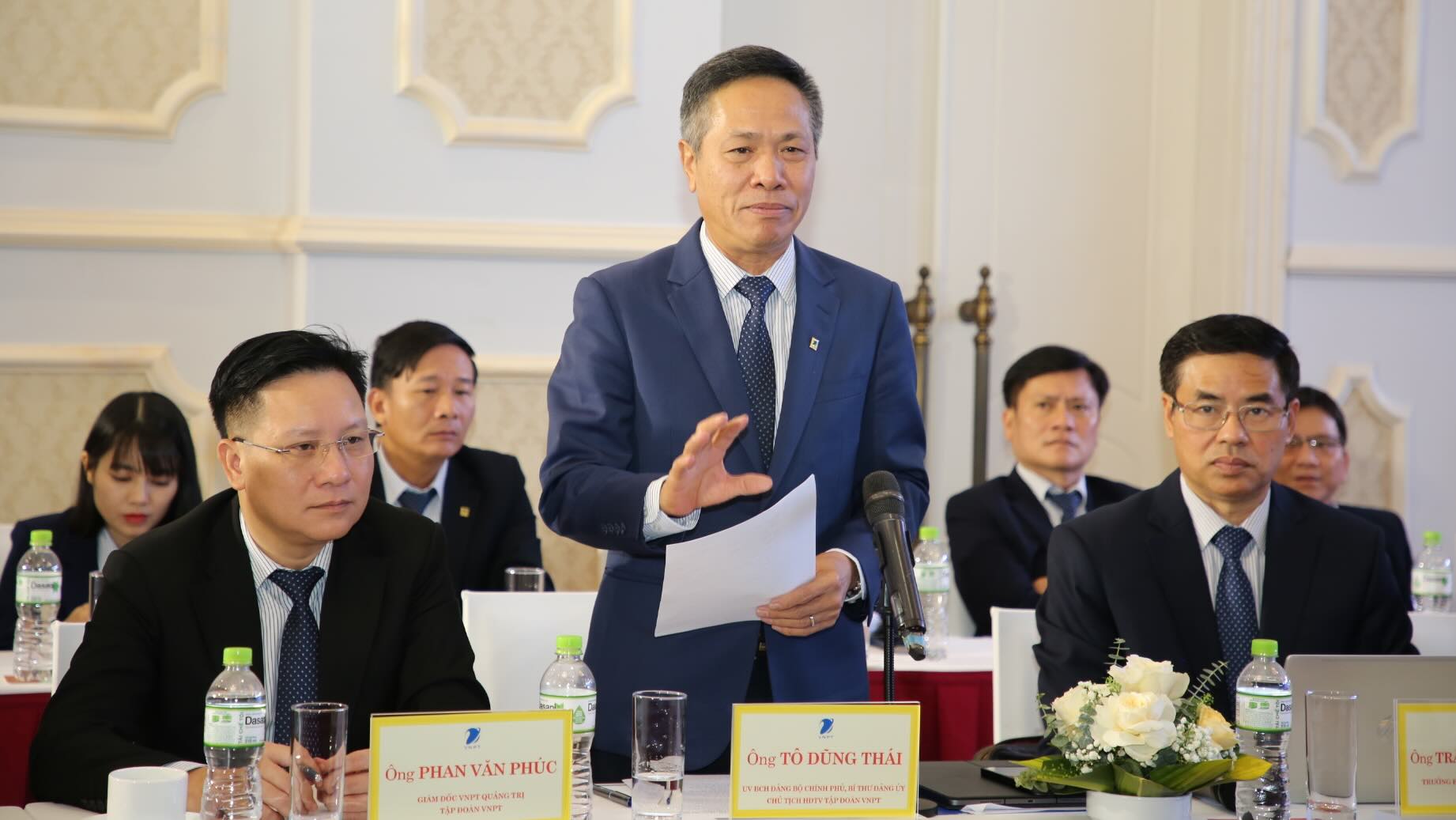 Ong To Dung Thai - Chu tich Hoi dong thanh vien Tap doan VNPT phat bieu tai buoi ky ket. Anh: Cong Sang