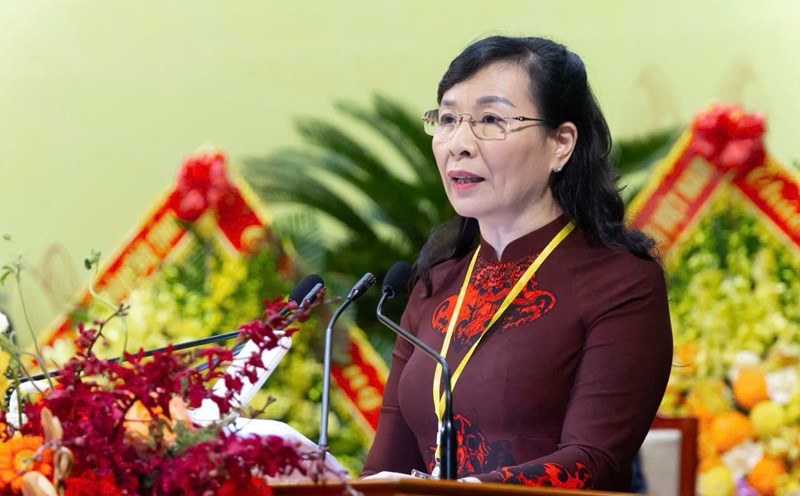 Ms. Nguyen Thi Ha - Chairwoman of the Vietnam Fatherland Front Committee of Bac Ninh province delivered the opening speech at the Congress. Photo: Congress Organizing Committee