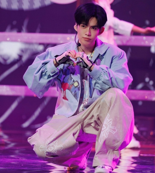 Ngoi sao Gen Z ngay cang duoc yeu men qua tung tap “Anh trai say hi“. Anh: Nha san xuat