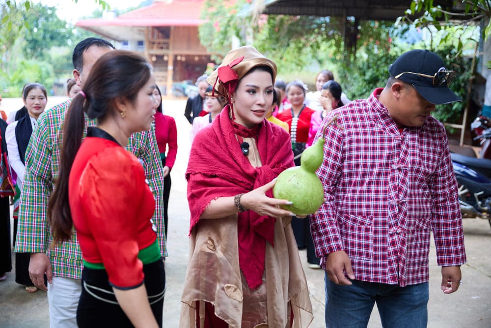 Thac si Dam Huong Thuy – Chu tich Hoc vien SMT, Truong Ban to chuc cuoc thi