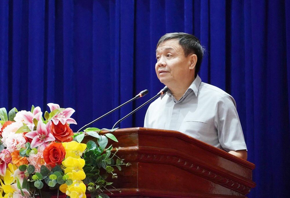 Ong Phan Van Thang quan triet chuyen de tai hoi nghi. Anh: Cong thong tin dien tu Dong Thap. 