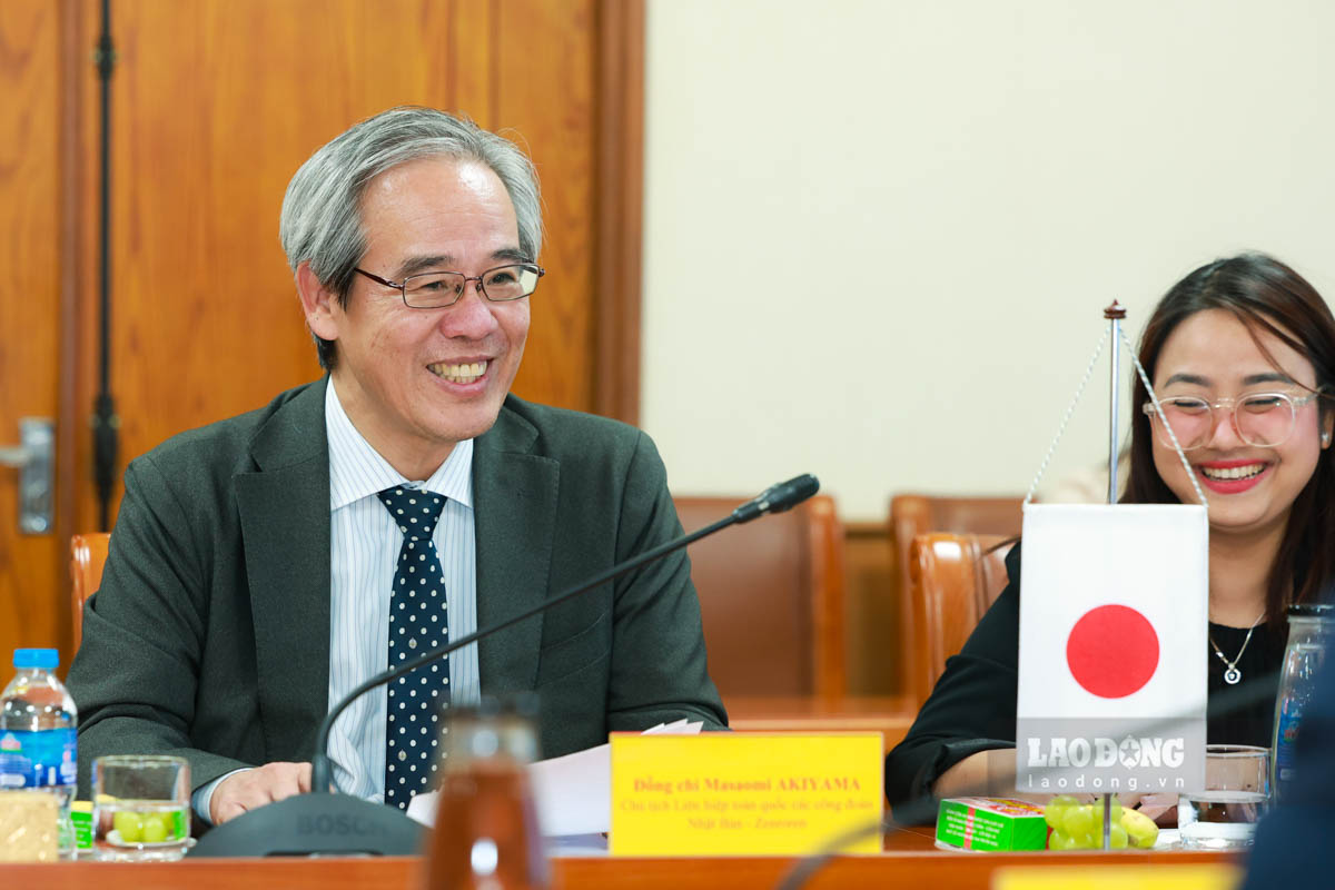 Ong Masaomi AKIYAMA - Chu tich ZENROREN tai Hoi dam. Anh: Hai Nguyen