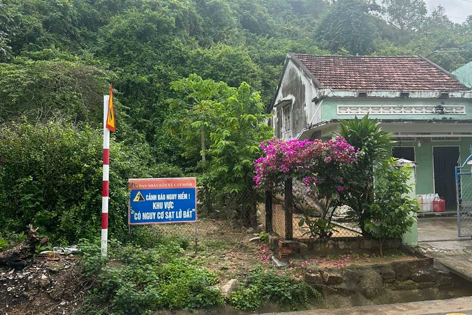 Xa De Gi cam bien canh bao