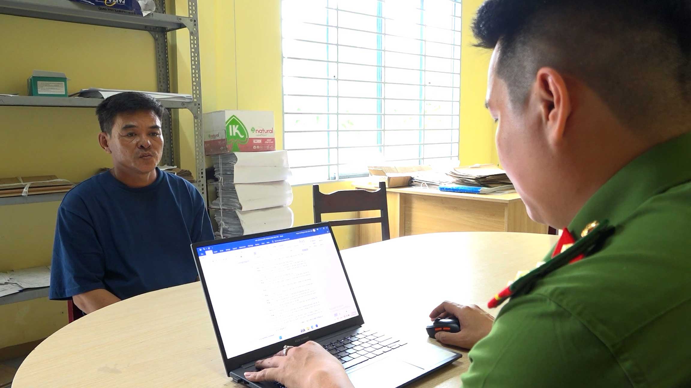 After a period of fleeing, wanted criminal Nguyen Thanh Sang was arrested. Photo: Dong Thap Provincial Police