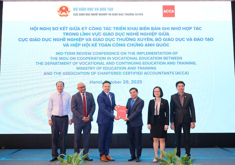 Preliminary conference on the implementation of the Minutes of Understanding on cooperation in the field of vocational education in accounting and finance. Photo: Viet Hoang