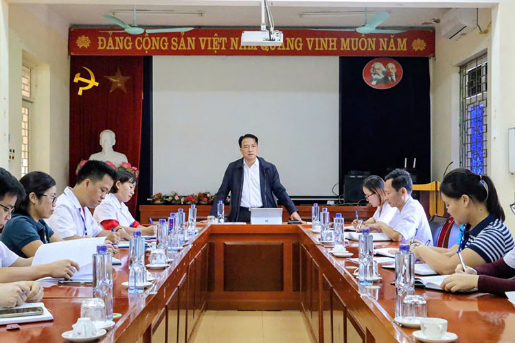 Anh: So Y te Dien Bien