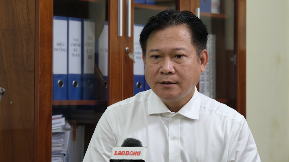 Tien si, Bac si Vo Van Kha, Giam doc Benh vien Ung buou TP Can Tho. Anh: Ta Quang. 