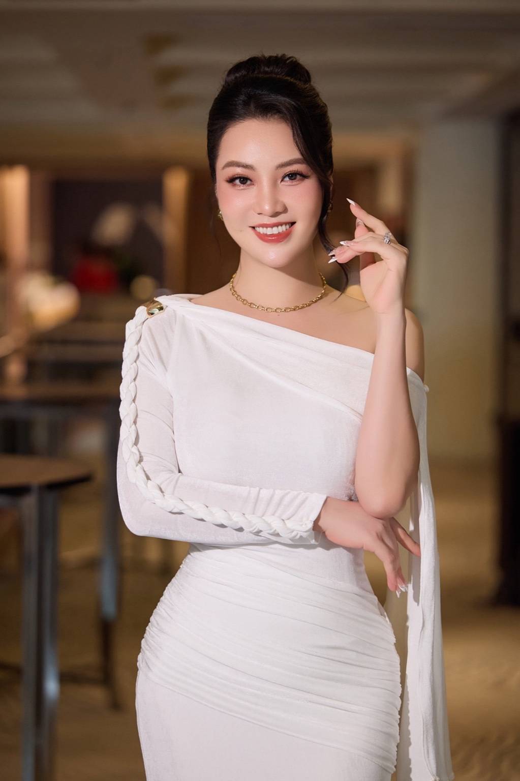 A hah Thuy Van chia se viec sinh con thu 2 nam trong ke hoach cua co va ong xa. Anh: Nhan vat cung cap.