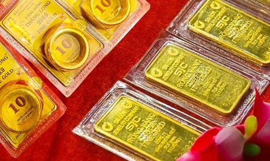 Trong bối cảnh giá vàng thế giới tăng mạnh, vàng trong nước có thể sẽ tăng theo khi mở cửa phiên giao dịch sáng nay 31.10. Ảnh: Phan Anh