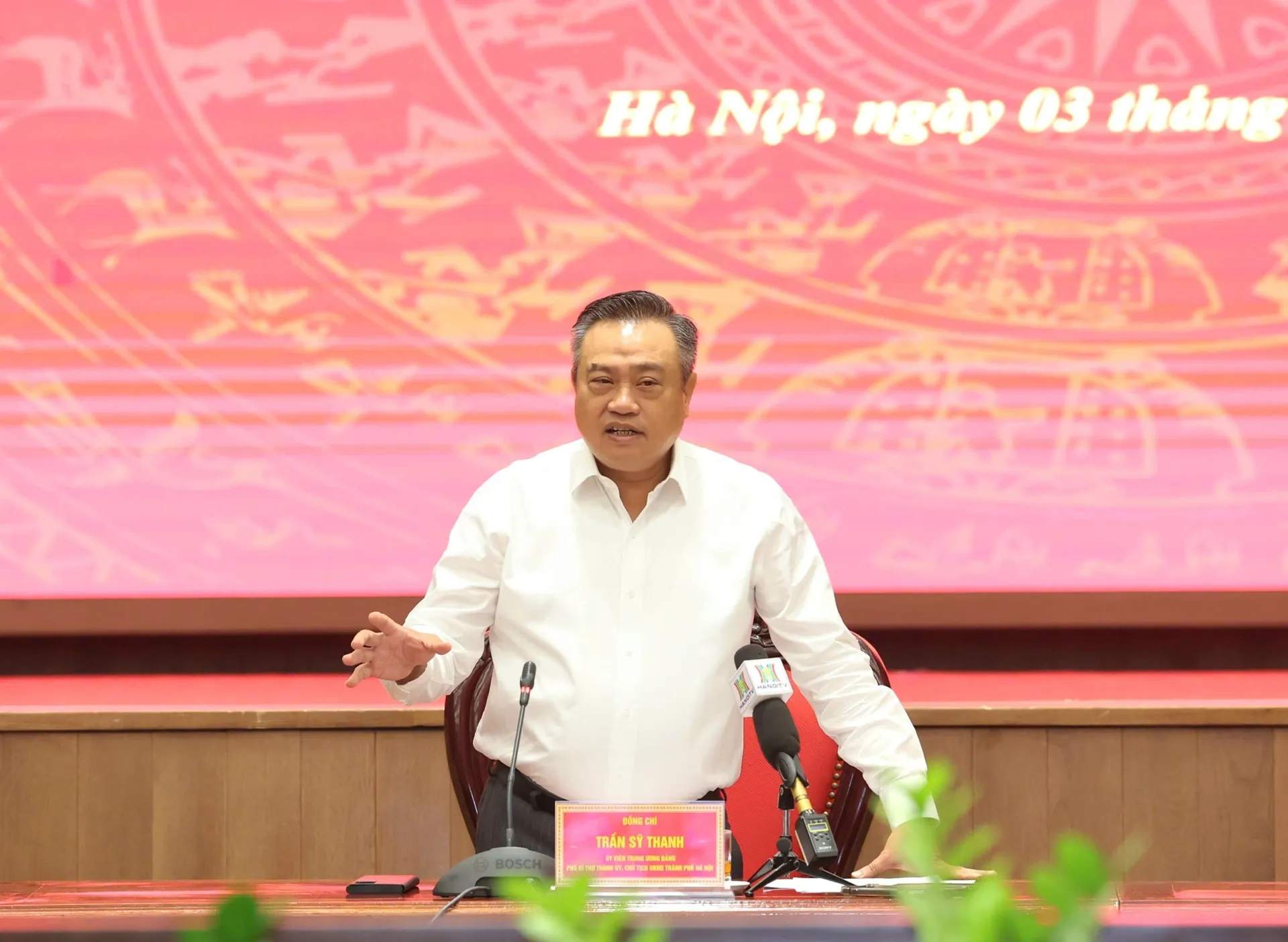 Chu tich UBND thanh pho Ha Noi Tran Sy Thanh phat bieu tai hoi nghi. Anh: Thanh Hai