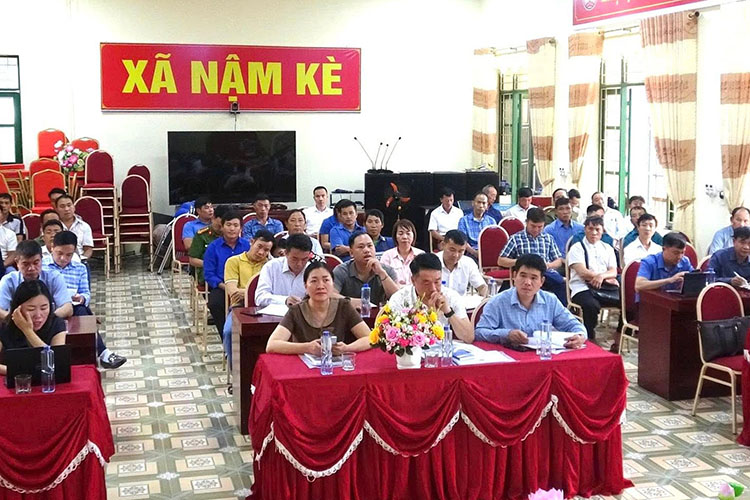 Anh: Xa Nam Ke