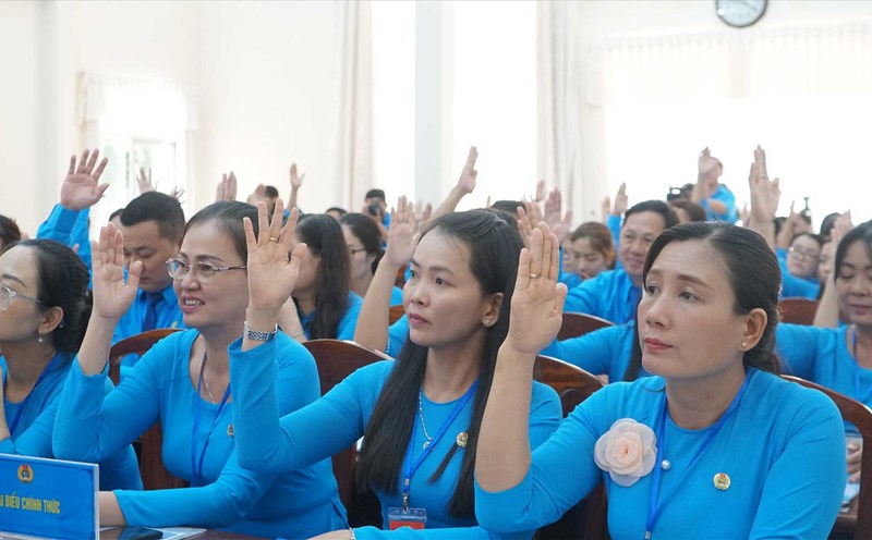 Can Tho City Labor Federation has issued a plan to organize a grassroots Trade Union Congress towards the 1st Can Tho City Trade Union Congress, term 2025 - 2030. Photo: My Ly