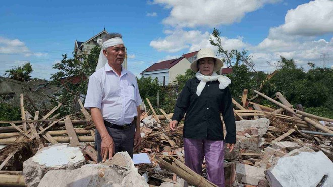 Chung tay dựng lại mái ấm cho người dân Ninh Bình sau bão số 10