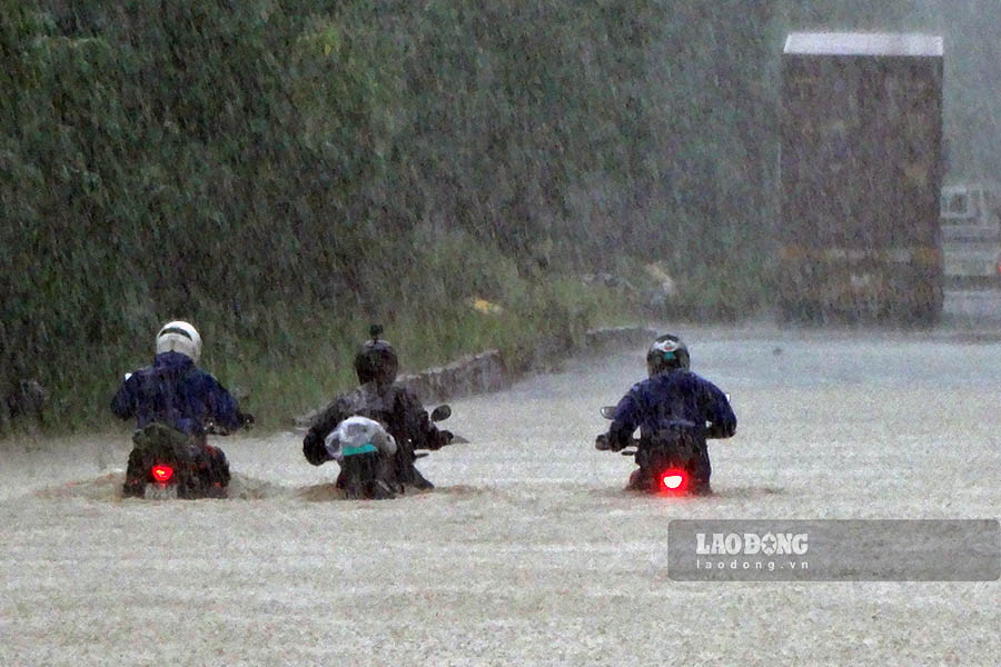 Les previsions meteorologiques pour Hanoï de fortes pluies dues a la tempete n° 11 Matmo