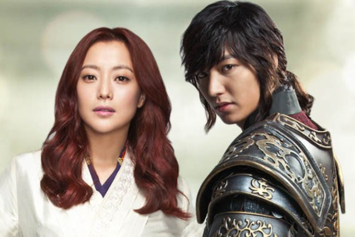 Kim Hee Sun and Lee Min Ho in the movie Faith. Photo: Producer
