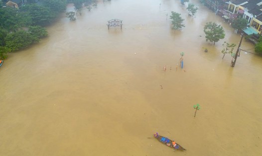 Không khí lạnh tăng cường đang tràn về, gây mưa ở các tỉnh thành từ Bắc Bộ đến Trung Trung Bộ. Ảnh: Viết Niệm