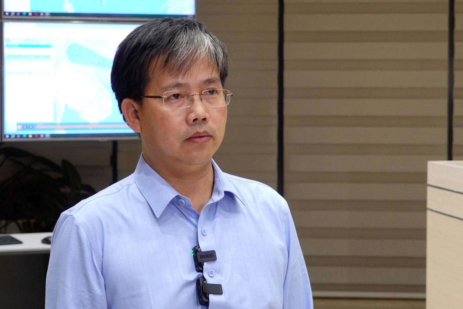 Ong Mai Van Khiem - Giam doc Trung tam Du bao Khi tuong Thuy van Quoc gia, Cuc Khi tuong Thuy van canh bao tinh hinh mua lu o Trung Bo tiep tuc dien bien phuc tap trong nhung ngay toi. Anh: An An