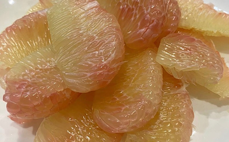 Eat fruit 20-30 minutes before meals to stimulate digestion and control blood sugar. Photo: Quang Minh.