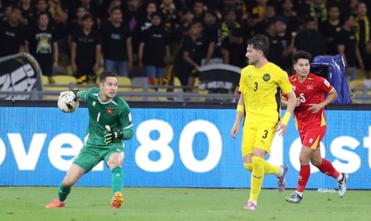 Các cầu thủ nhập tịch Malaysia trong trận đấu gặp Việt Nam tại vòng loại Asian Cup 2027. Ảnh: Tuấn Hữu