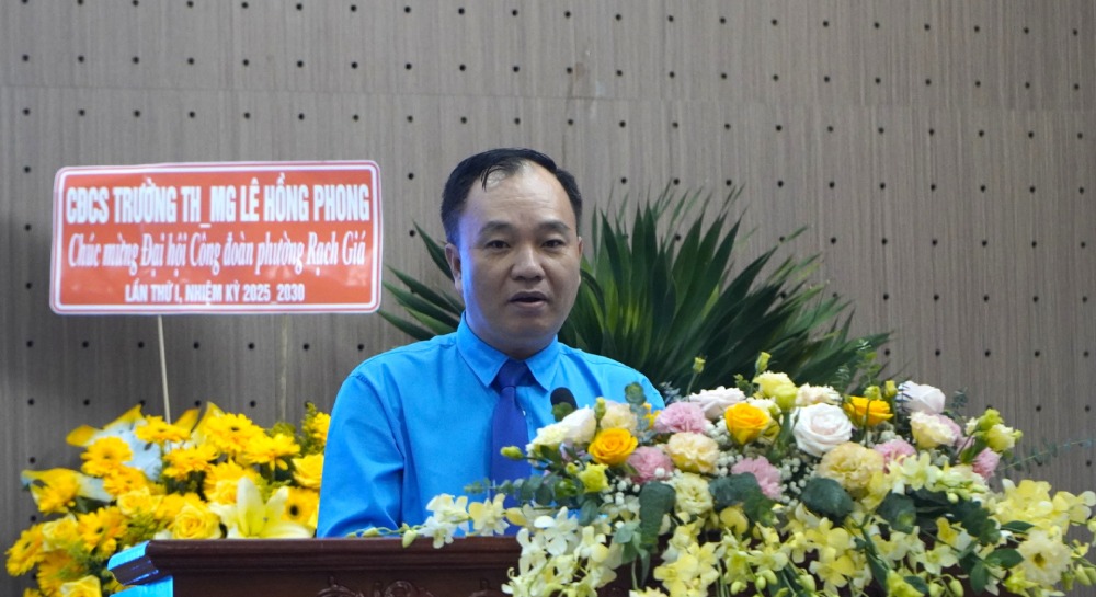 Dong chi Truong Thanh Kien - Chu tich Cong doan phuong Rach Gia phat bieu tai Dai hoi. Anh: Nguyen Anh