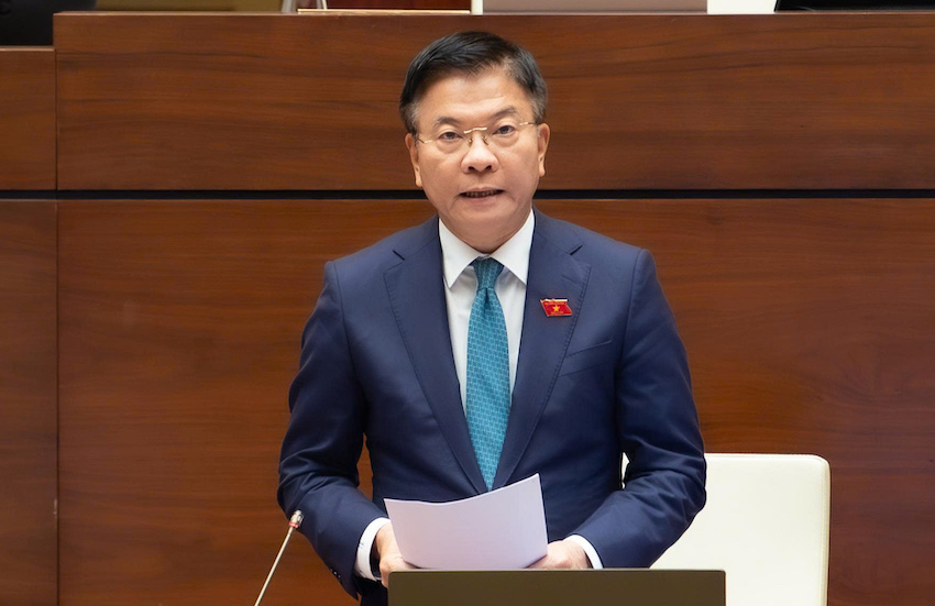 Theo Pho thu tuong Le Thanh Long, thu tu thuong mai dien tu nam 2025 khoang 172.000 ti dong; Thu ngan sach tang gap 1,36 lan, no cong thap hon nhieu gioi han quy dinh. Anh: Media Quoc hoi