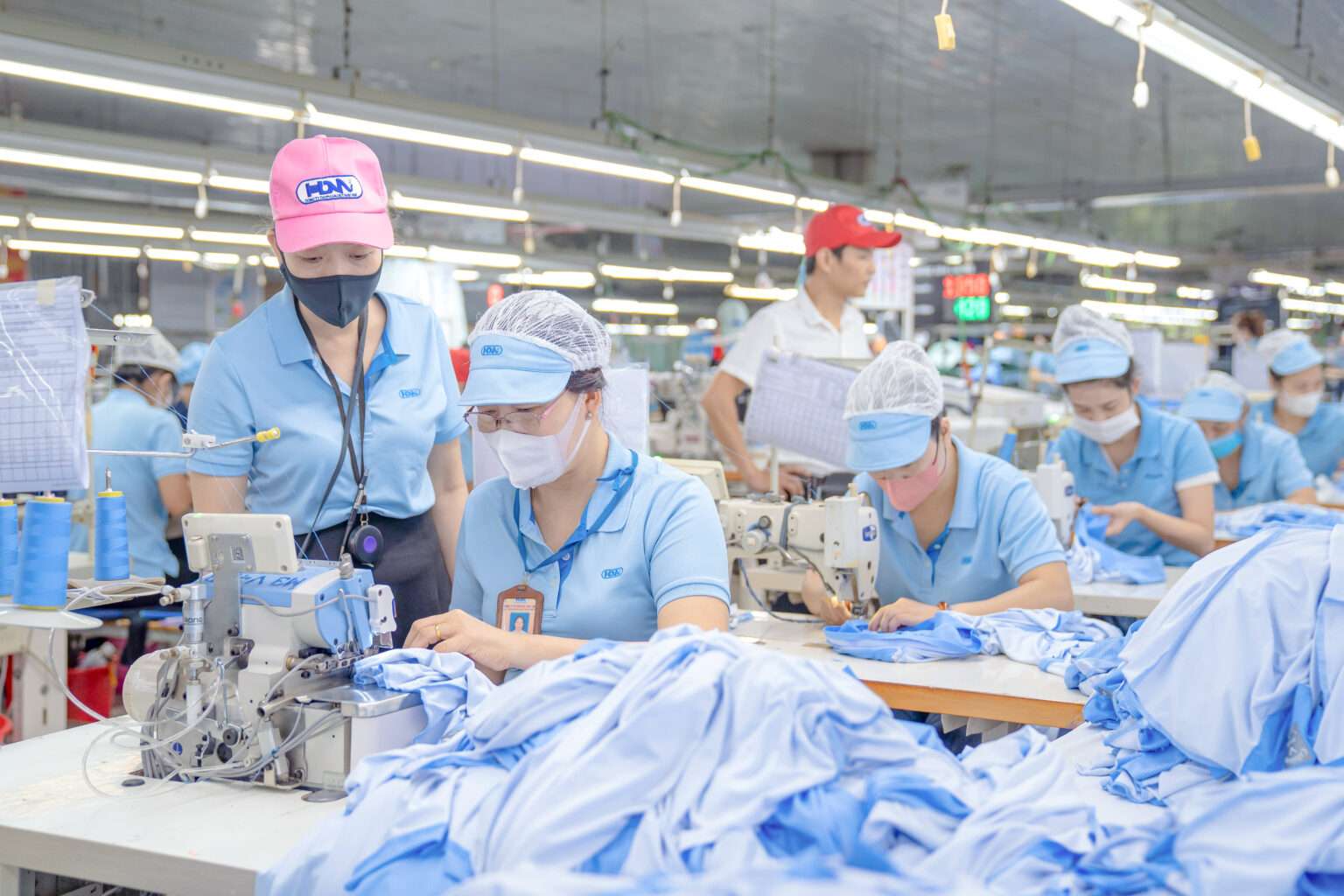 Vinatex achieved the best business results in the past three years thanks to the textile and garment industry's recovery. Photo: VGT